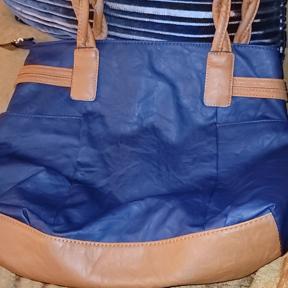 Bag - Picture 3 of 3